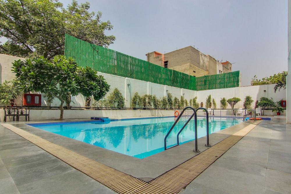วิบบายเดอะลาลิตทราเวเลอร์ Hotel ฟารีดาบัด ภายนอก รูปภาพ