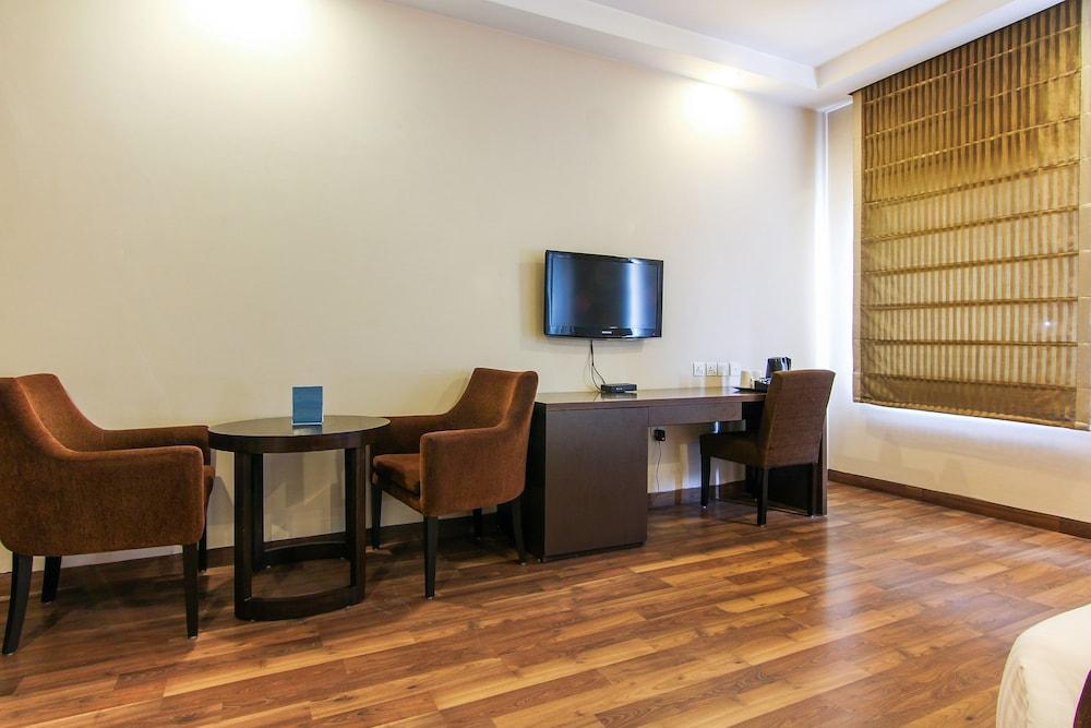วิบบายเดอะลาลิตทราเวเลอร์ Hotel ฟารีดาบัด ภายนอก รูปภาพ