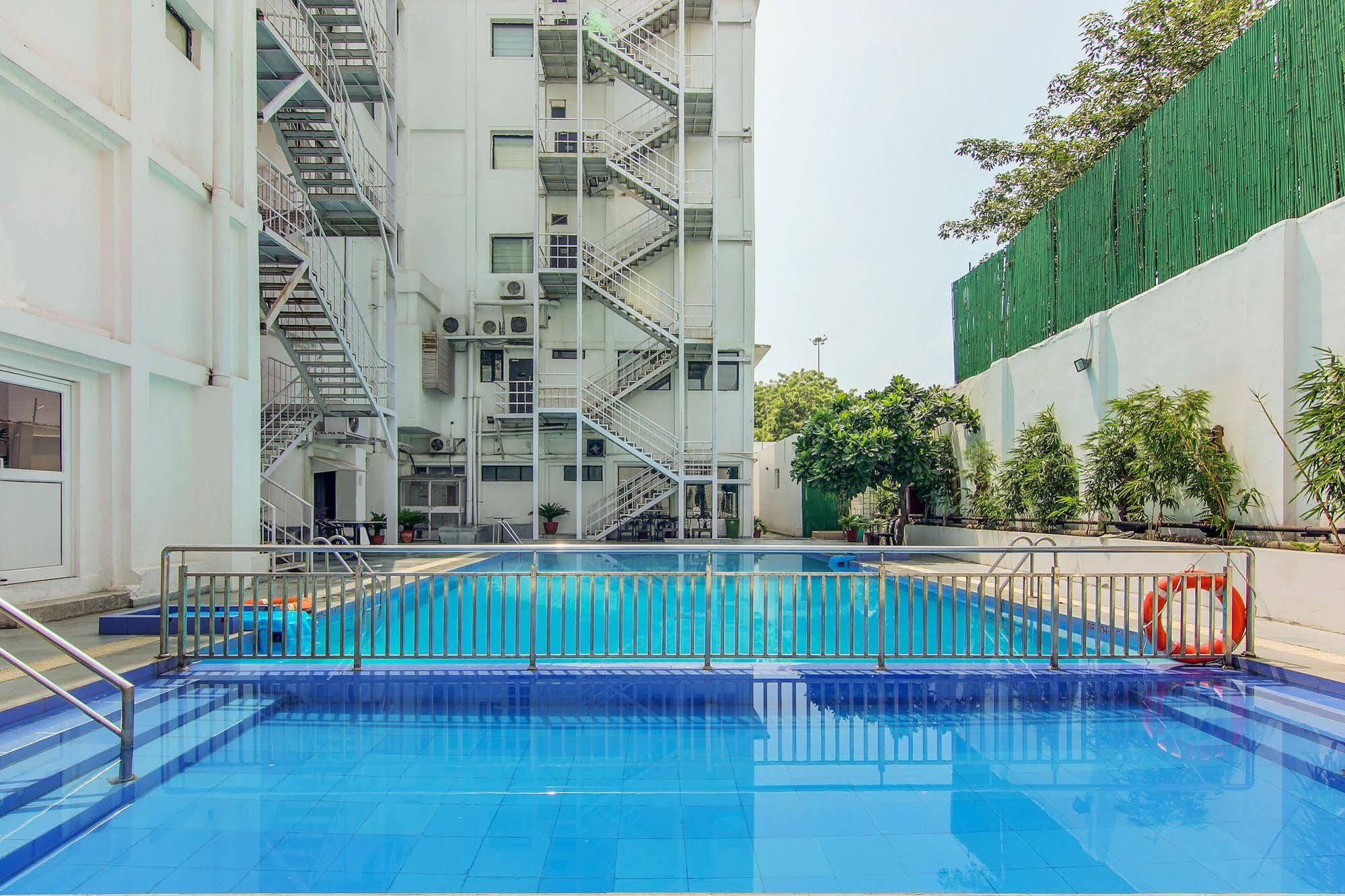 วิบบายเดอะลาลิตทราเวเลอร์ Hotel ฟารีดาบัด ภายนอก รูปภาพ